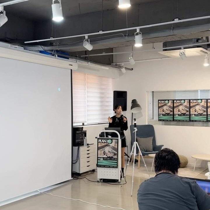 marketing__beauty1 게시물 이미지: 11월에 또 다시 제주에서 오프라인
강의를 할 수 있게되었어요!🙌
오프라인 강의의...