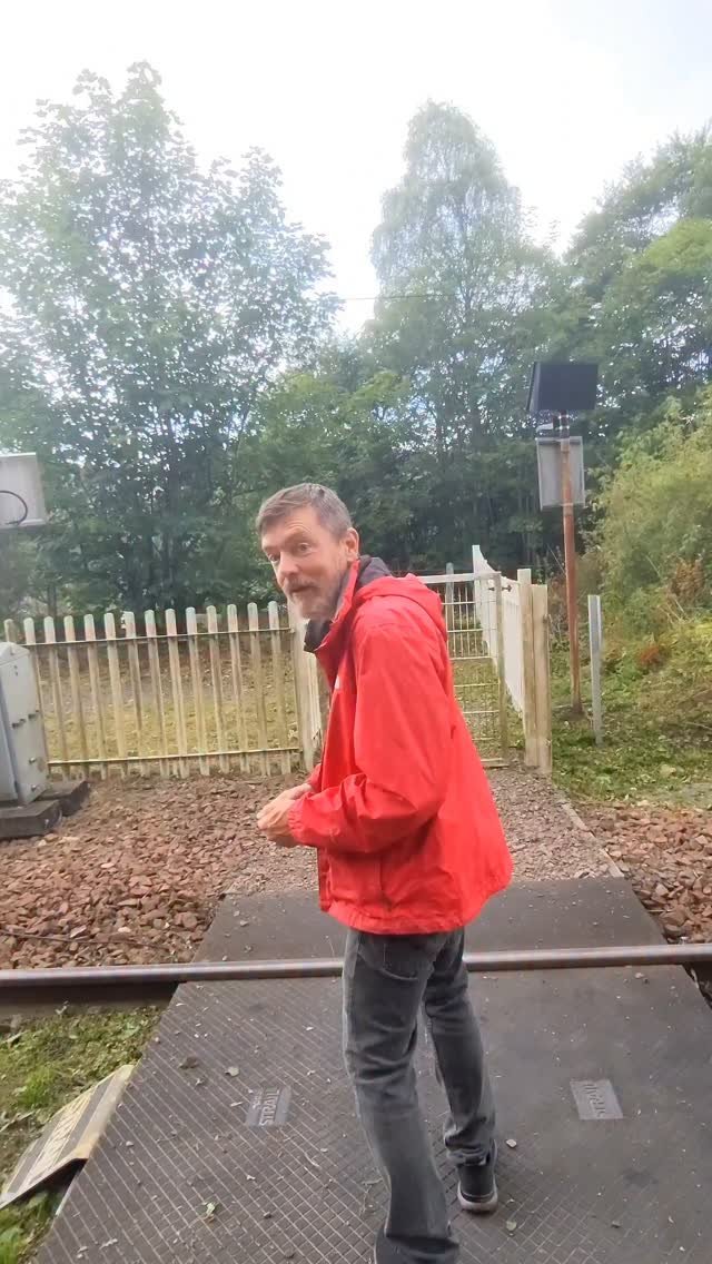 markxhogben 게시물 이미지: Imagine a disease where you freeze in place...