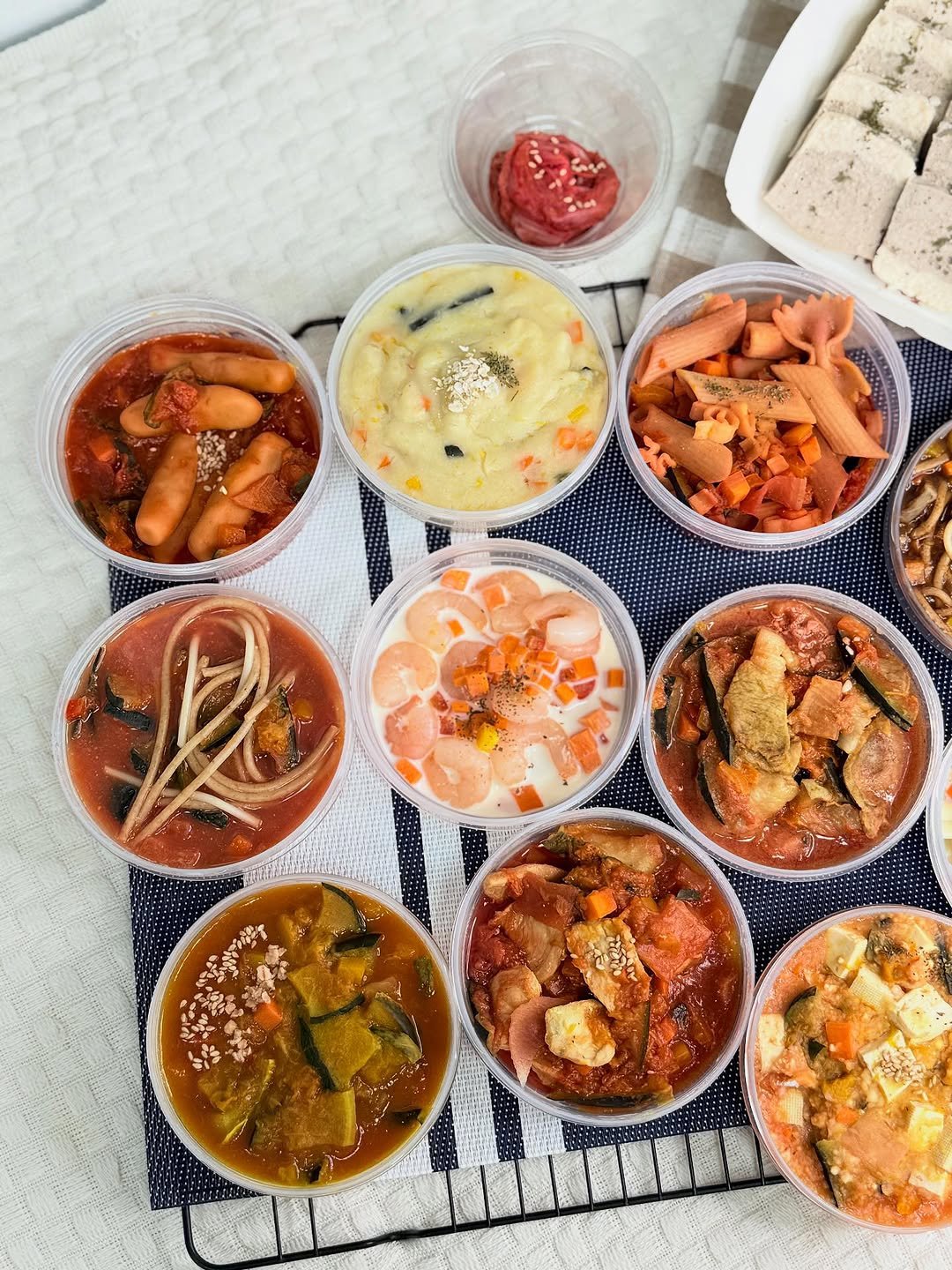 Photo by 애견수제간식/강아지수제간식/펫푸드/마롱가든 on October 28, 2025. May be an image of tofu, stew and text.