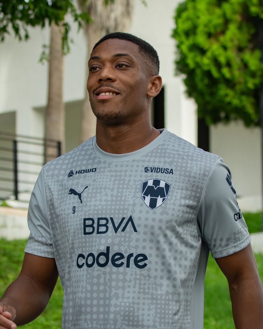 martial_9 게시물 이미지: 🔥 @martial_9 en su primer entrenamiento como...