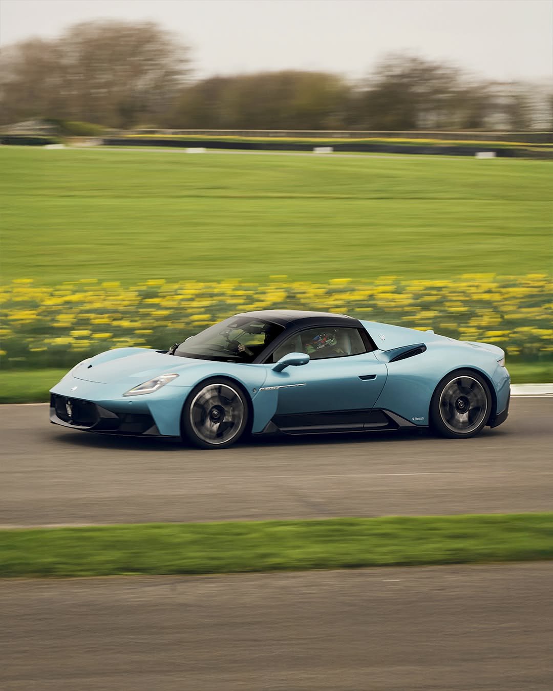 Photo by Maserati Japan | マセラティ ジャパン on April 16, 2026. May be an image of race car, wheel, roadster, road and text.