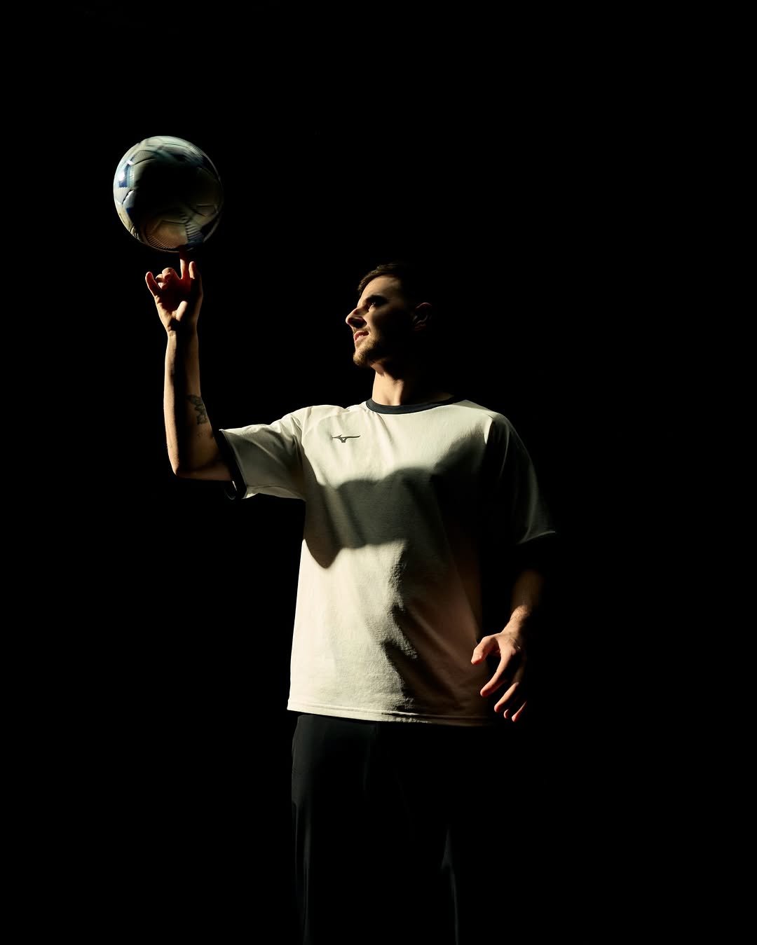 masonmount 게시물 이미지: Mizuno Football x Mason Mount. The perfect fit.
