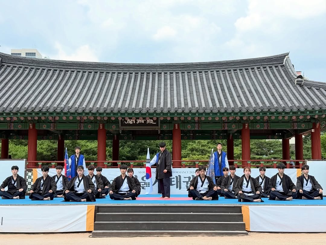 master_yujin 게시물 이미지: 2026.06.07

2026 서울시 남산골한옥마을 태권도 공연...