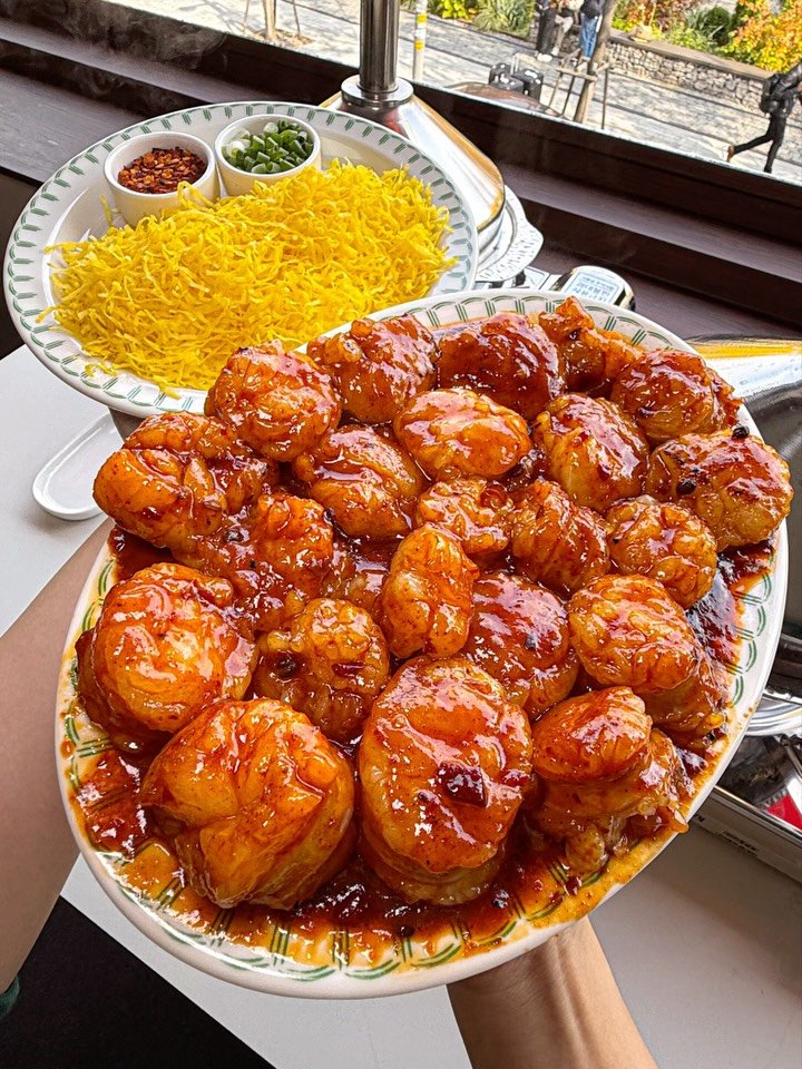 mat.planner 게시물 이미지: 연남동에서 지금 웨이팅 제일 난리난 곳;;;;
윤남노 셰프도 반하고간 대창마라떡볶이...