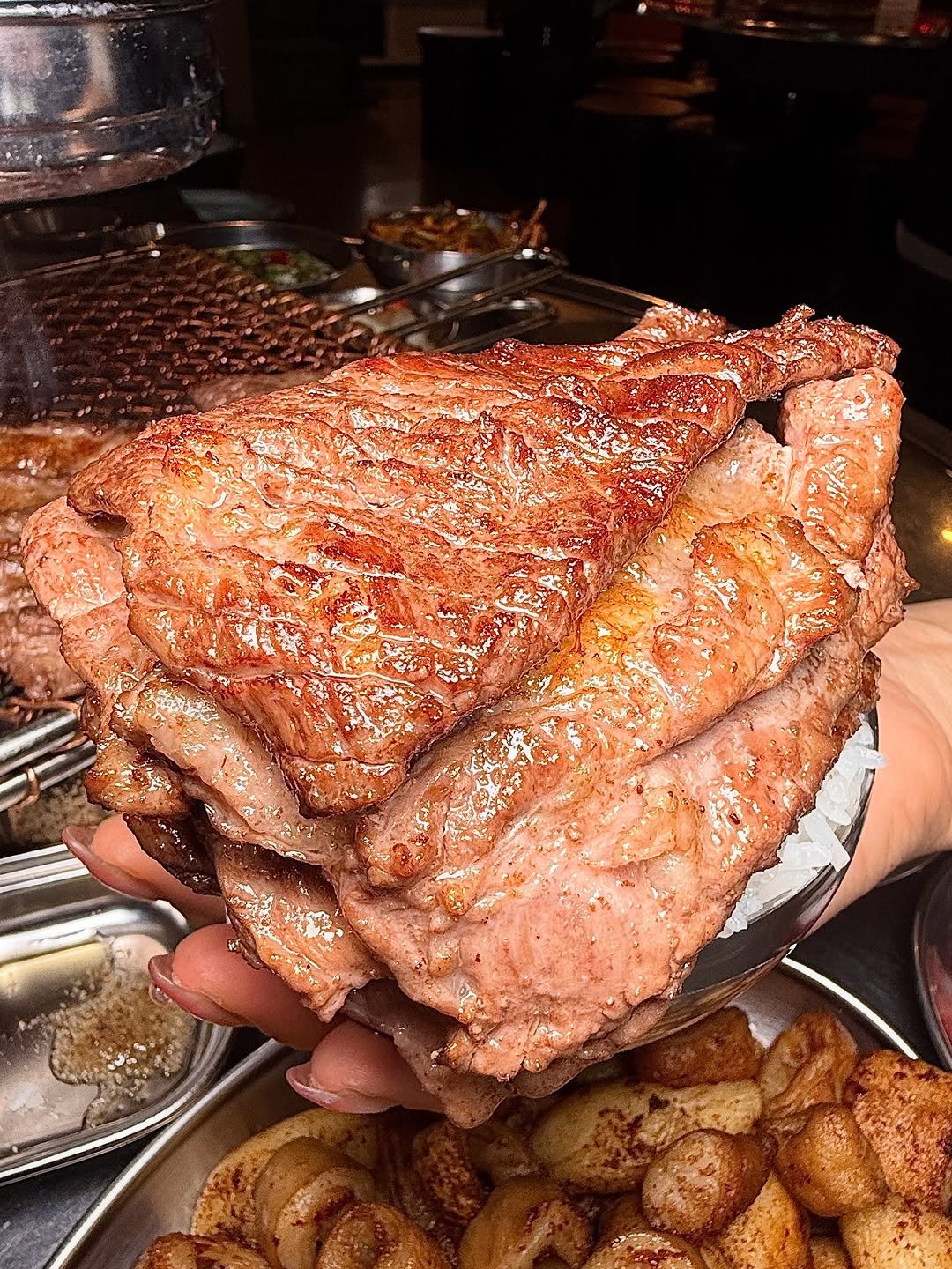 Photo shared by 맛또리 | 서울맛집 인천맛집 부천맛집 on September 28, 2025 tagging @7starzip. May be an image of pork and text.