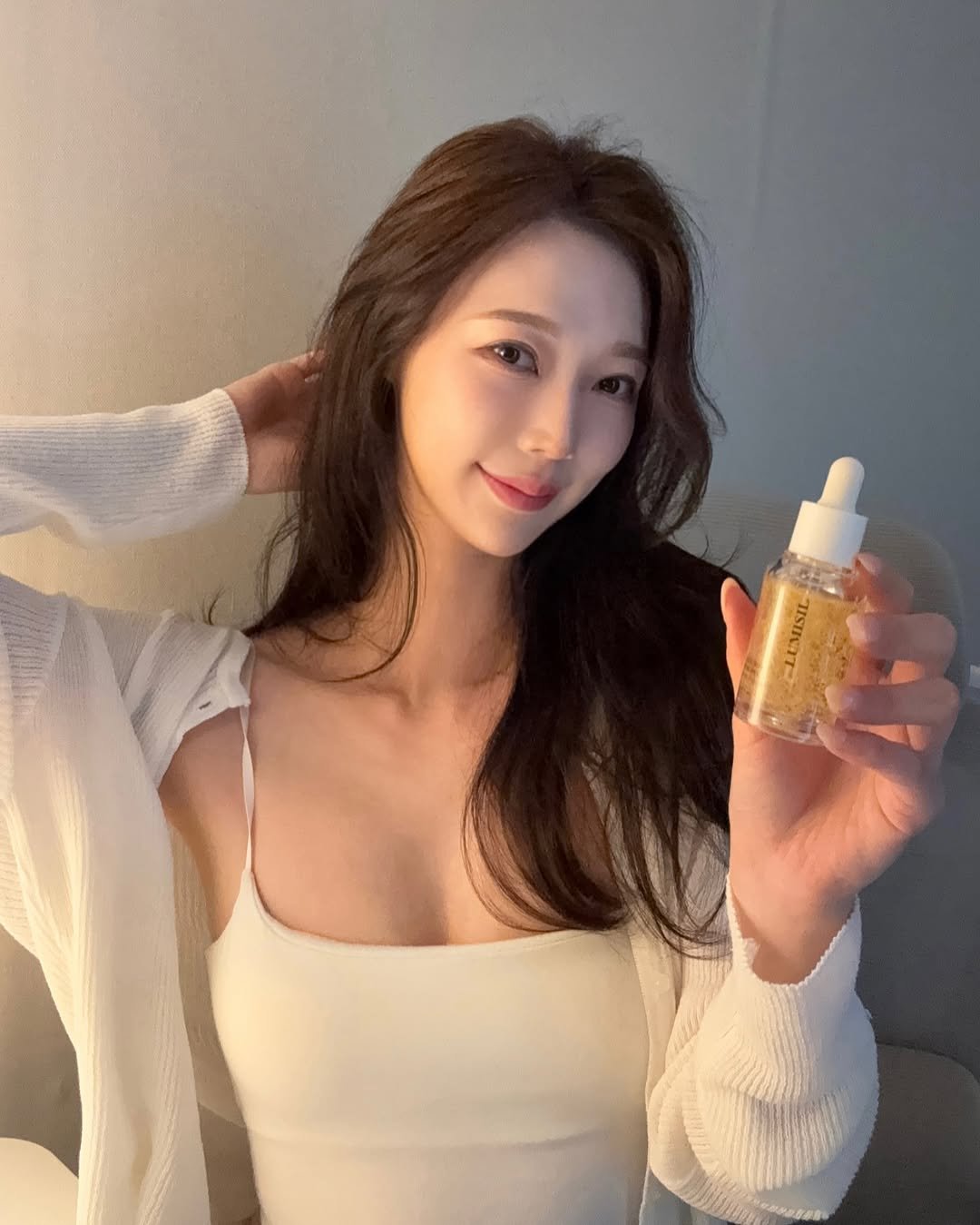 Photo by 은지 on September 25, 2025. May be an image of 1 person, makeup and text.