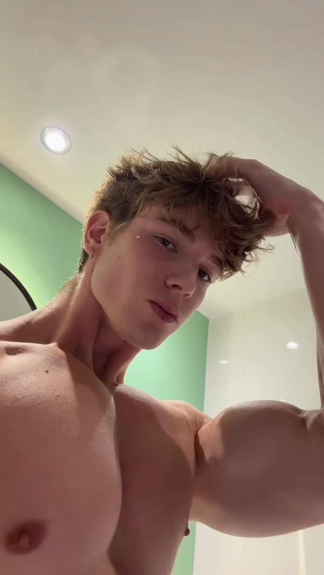 matis.mallie 게시물 이미지: Le muscle le plus sous côté 🤌

#gym...