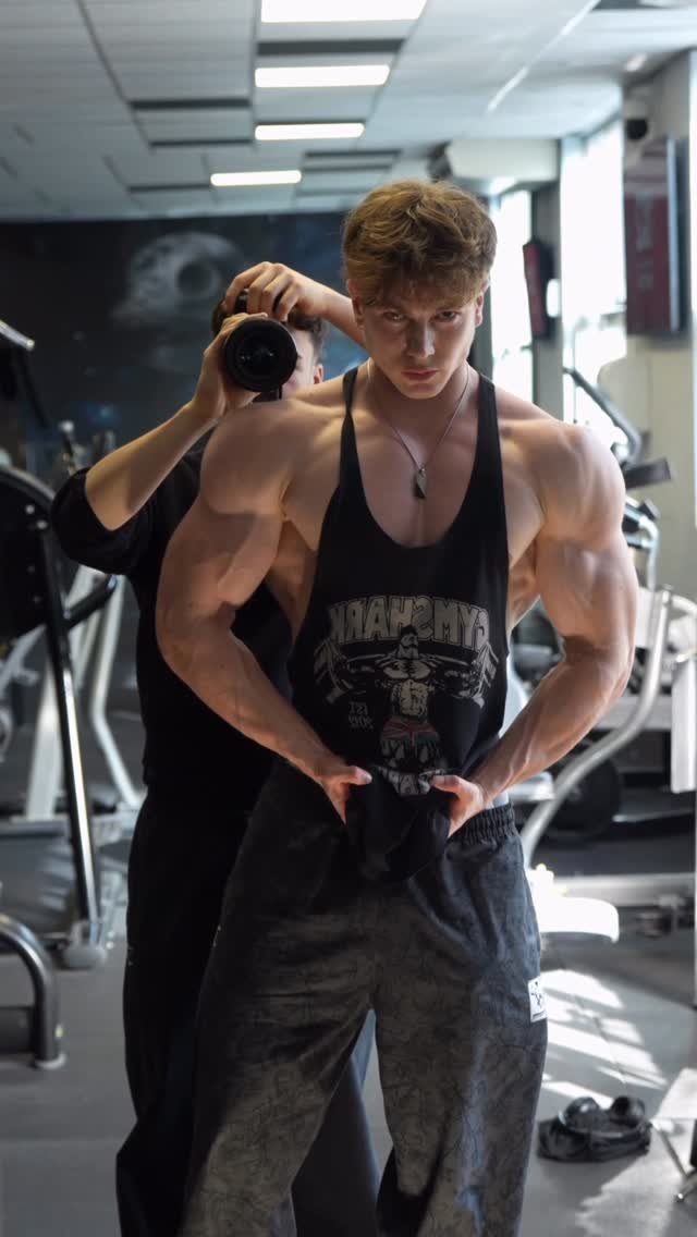 matis.mallie 게시물 이미지: French Aesthetic 🇫🇷 @gymshark "MATIS10"

#gym...