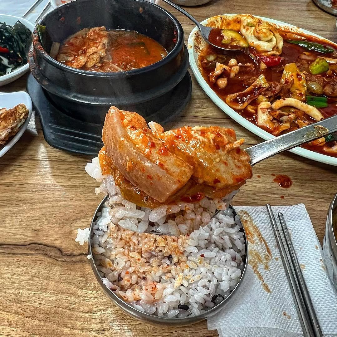 matnanyong 게시물 이미지: 영등포 맛난 김찌면 입나간 집맛도 돌아옵니다

진짜 간판 바이브에만 이끌려 들어갔던...