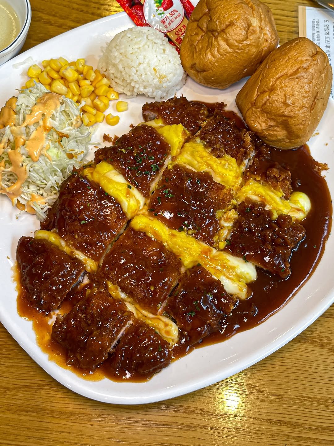 Photo by 맛포트 | [서울맛집/경기맛집/부산맛집/제주도맛집] on February 12, 2026. May be an image of pork, cutlet and text.