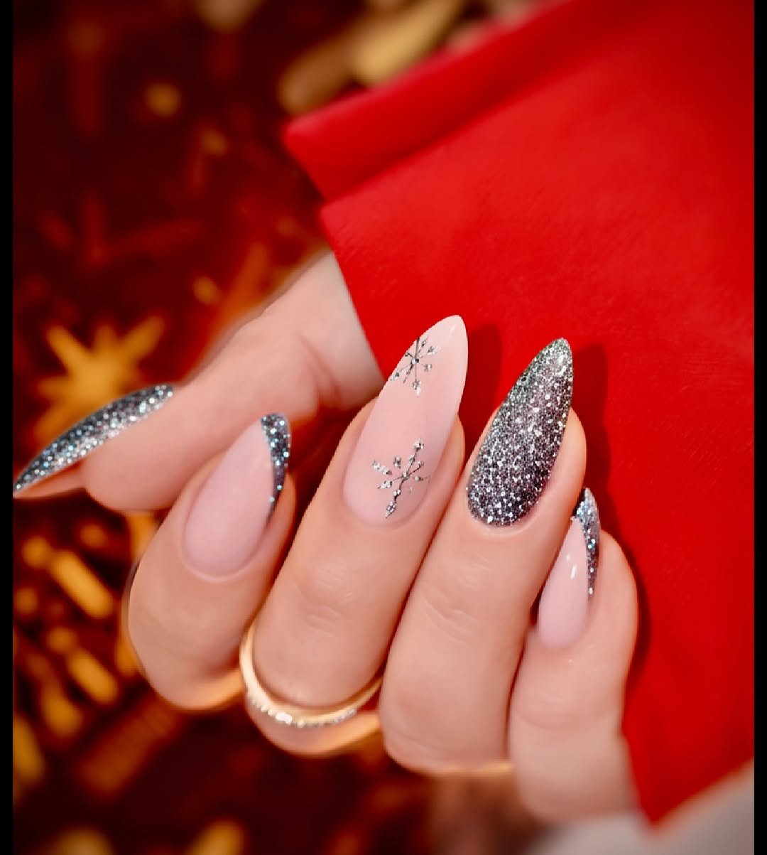 Photo by Karolina Matuszewska on November 30, 2025. May be an image of one or more people, fingernails and text.