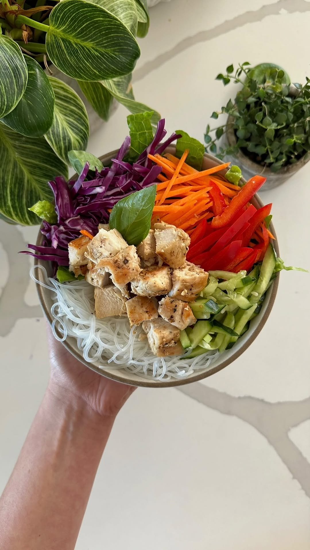 maxiskitchen 게시물 이미지: Peanut chicken spring roll bowls✨

My debut...