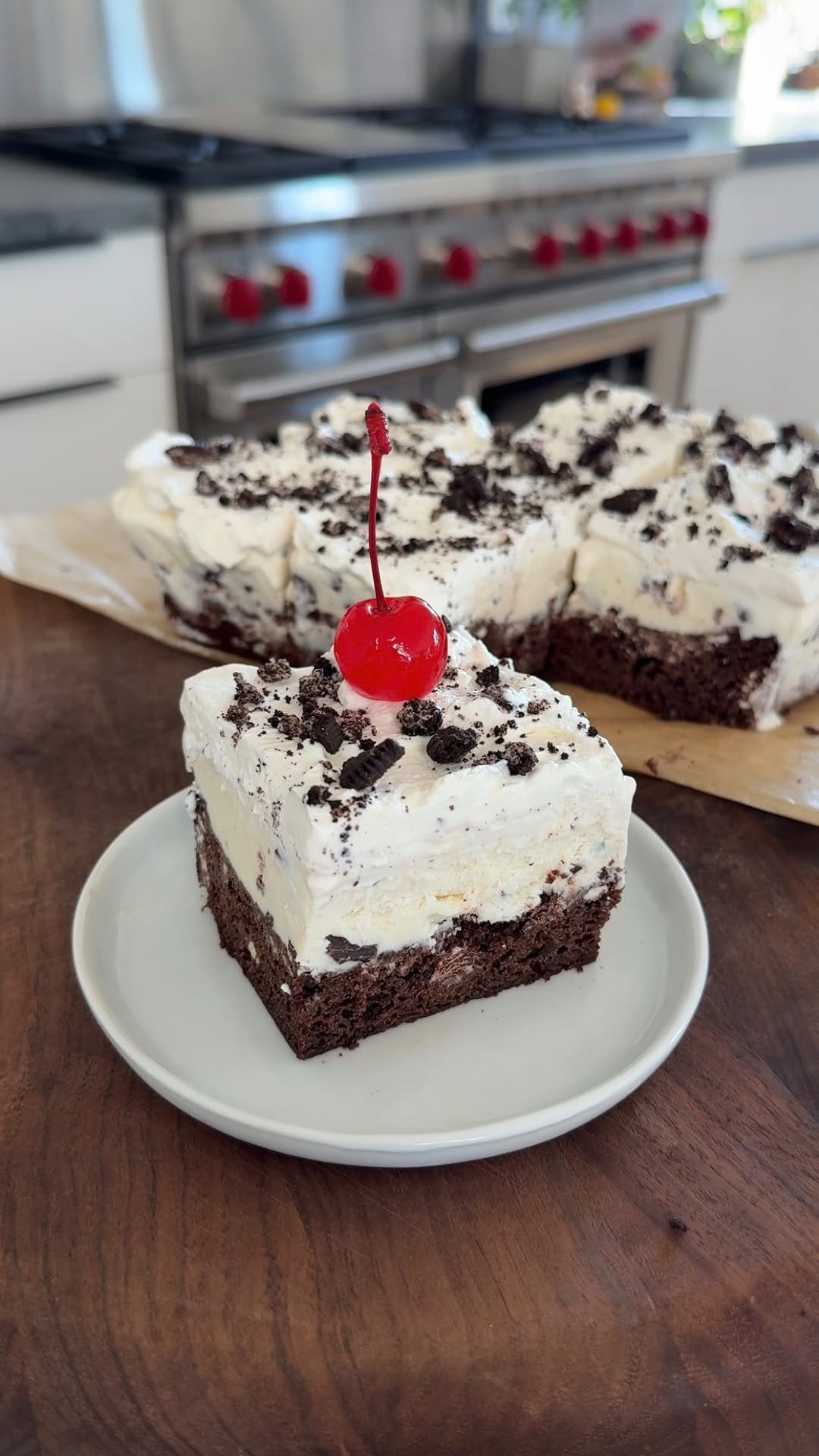maxiskitchen 게시물 이미지: Ice cream cake✨

My debut cookbook is...