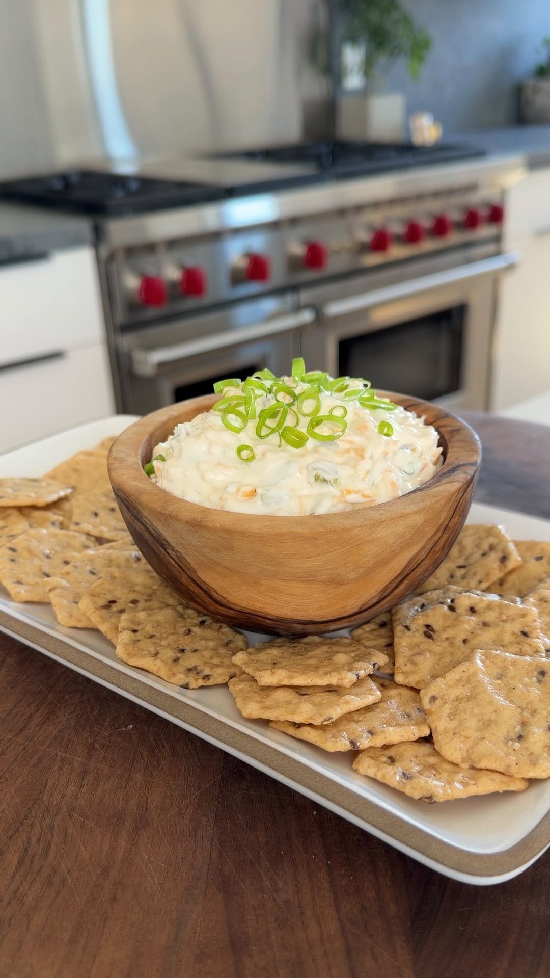maxiskitchen 게시물 이미지: Jalapeño cheddar dip✨

This jalapeño cheddar...