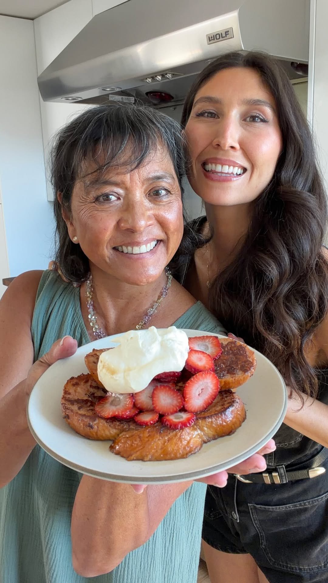 maxiskitchen 게시물 이미지: Strawberry french toast✨

In my family, we...
