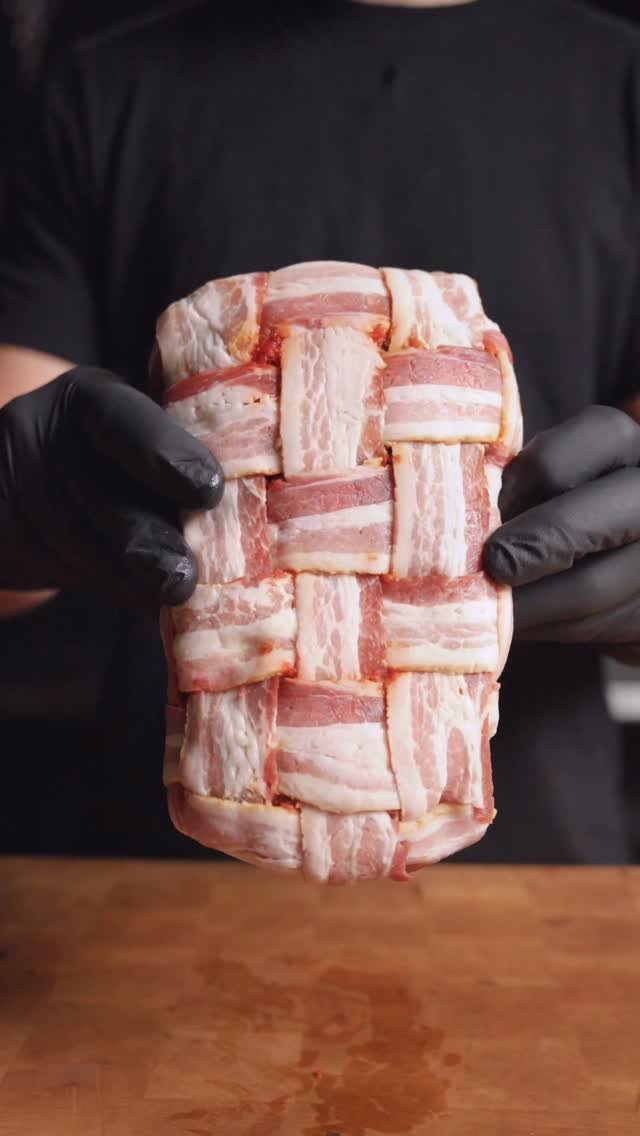 maxthemeatguy 게시물 이미지: My Friends Seasoned My Steak…

… And I have...