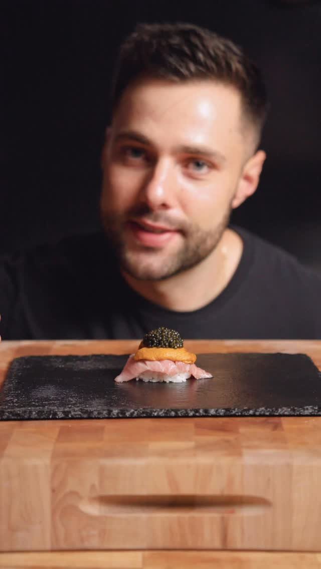 maxthemeatguy 게시물 이미지: I Cooked the 10 Best Bites in the World

From...