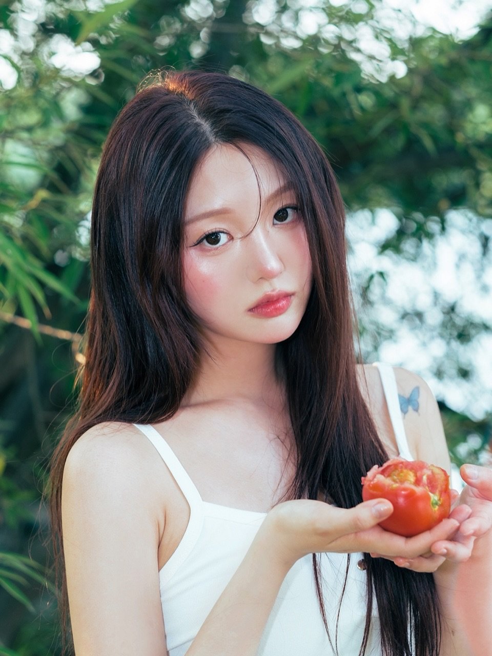 Photo shared by 메이뮤 on September 04, 2025 tagging @dearie_moment.