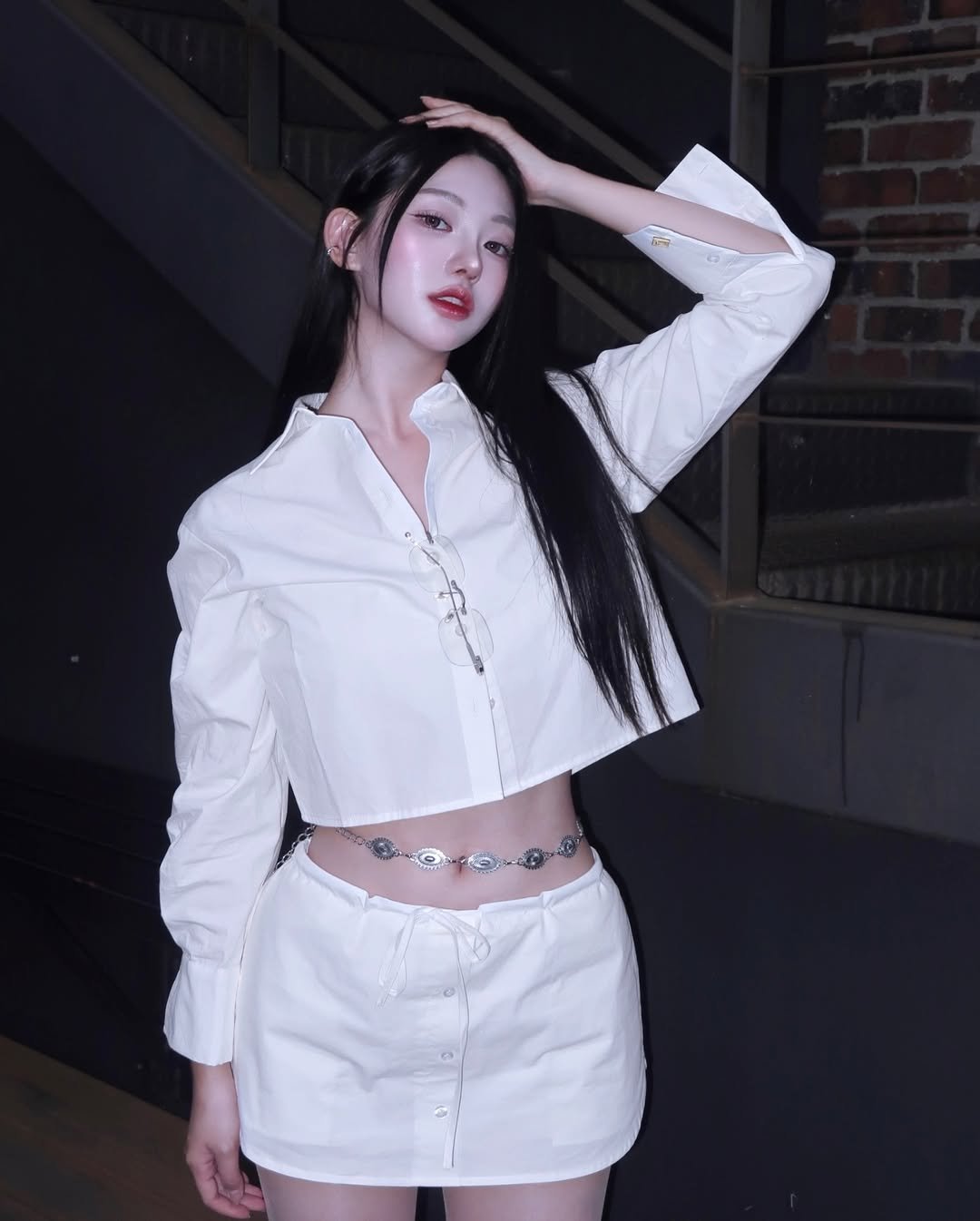 Photo shared by 메이뮤 maymew on October 24, 2024 tagging @laluneduciel_official.
