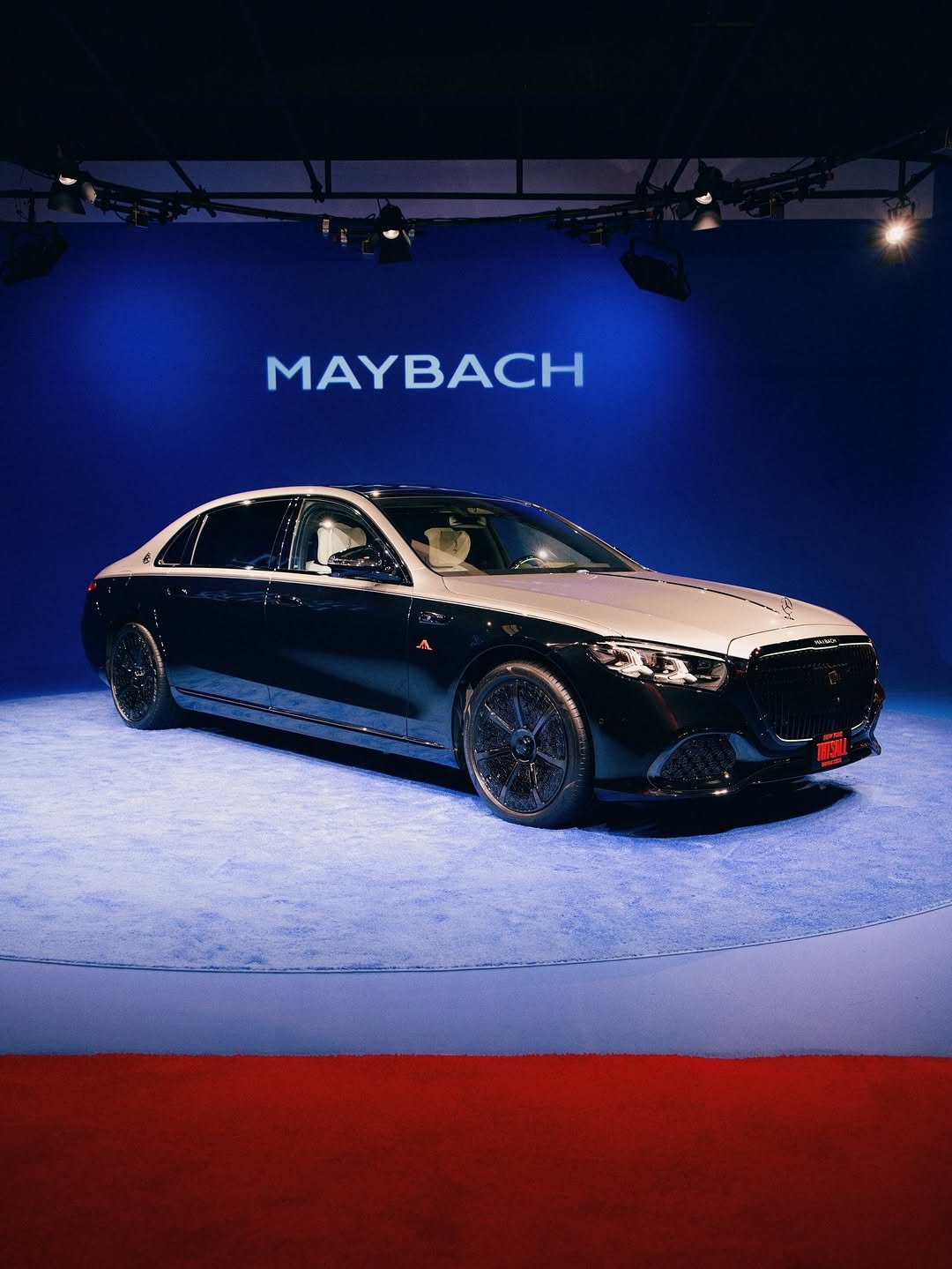 maybachluxury 게시물 이미지: A night all about presence 😮‍💨🥂
 
In New York...
