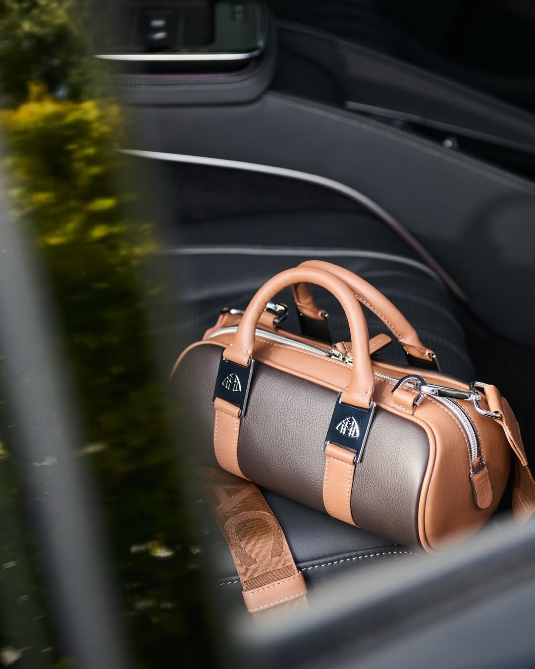 maybachluxury 게시물 이미지: The power of arriving in style. With exclusive...