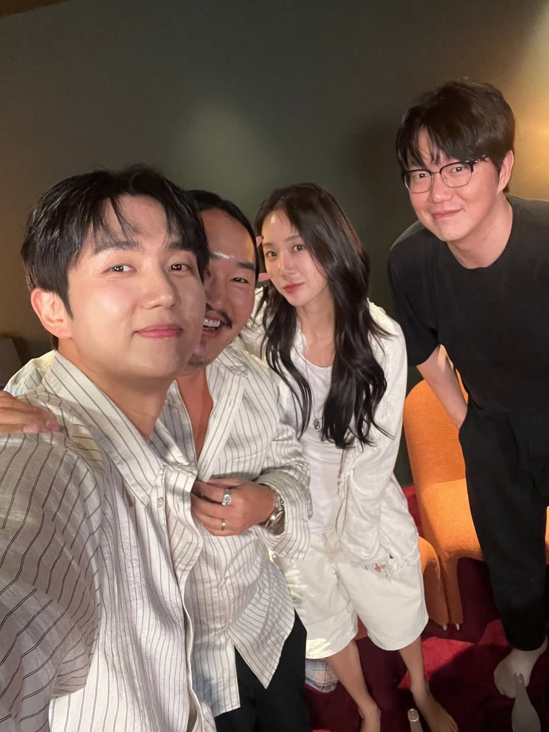 Photo by 성식영 on September 07, 2025. May be an image of one or more people, bangs, top and text.