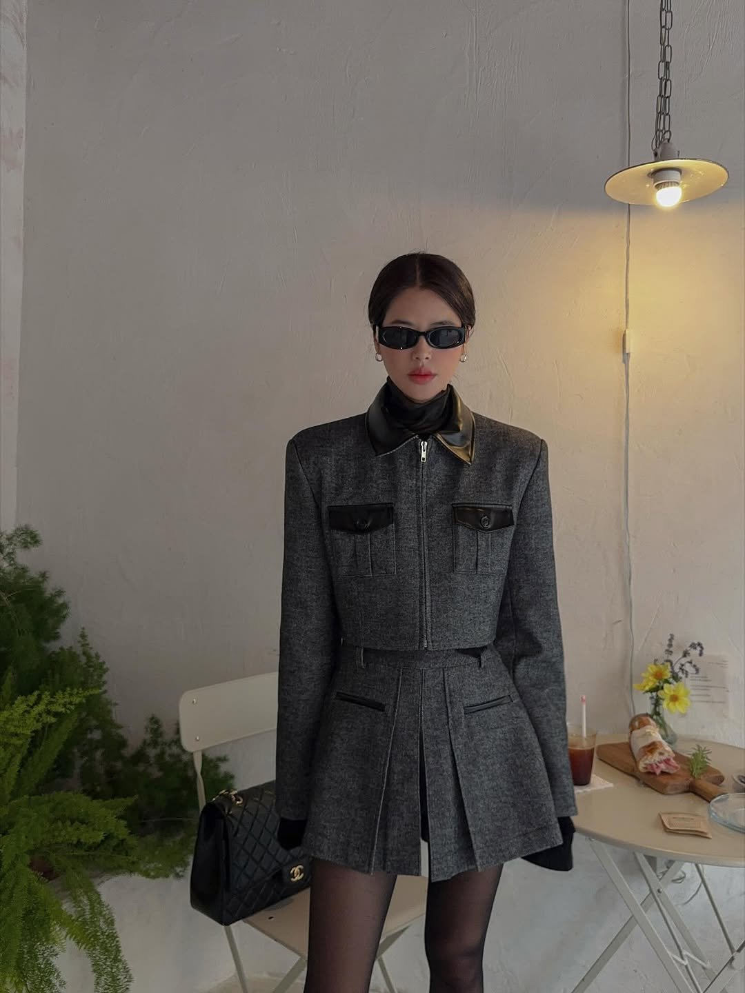 Photo by 메이메이 / maymay on November 10, 2025. May be an image of duffle coat, overcoat, wool, suit, tights, blazer and text.