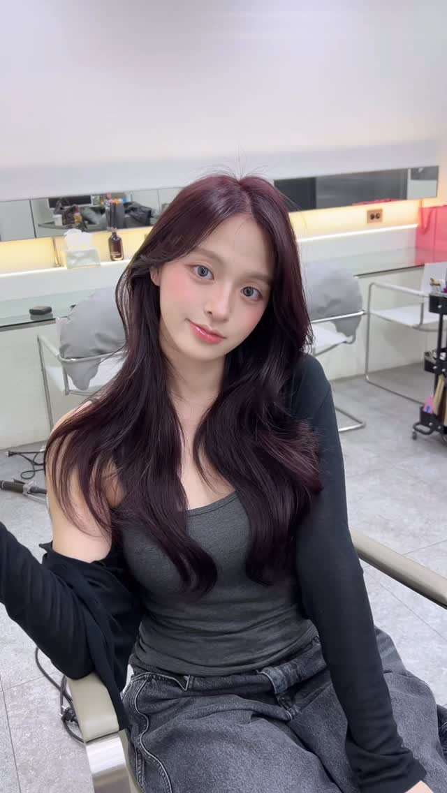 mayv_jinju 게시물 이미지: #레드바이올렛 + #붙임머리 하고
대변신 하고 간 울 주워니-💜

,
,

컬러...