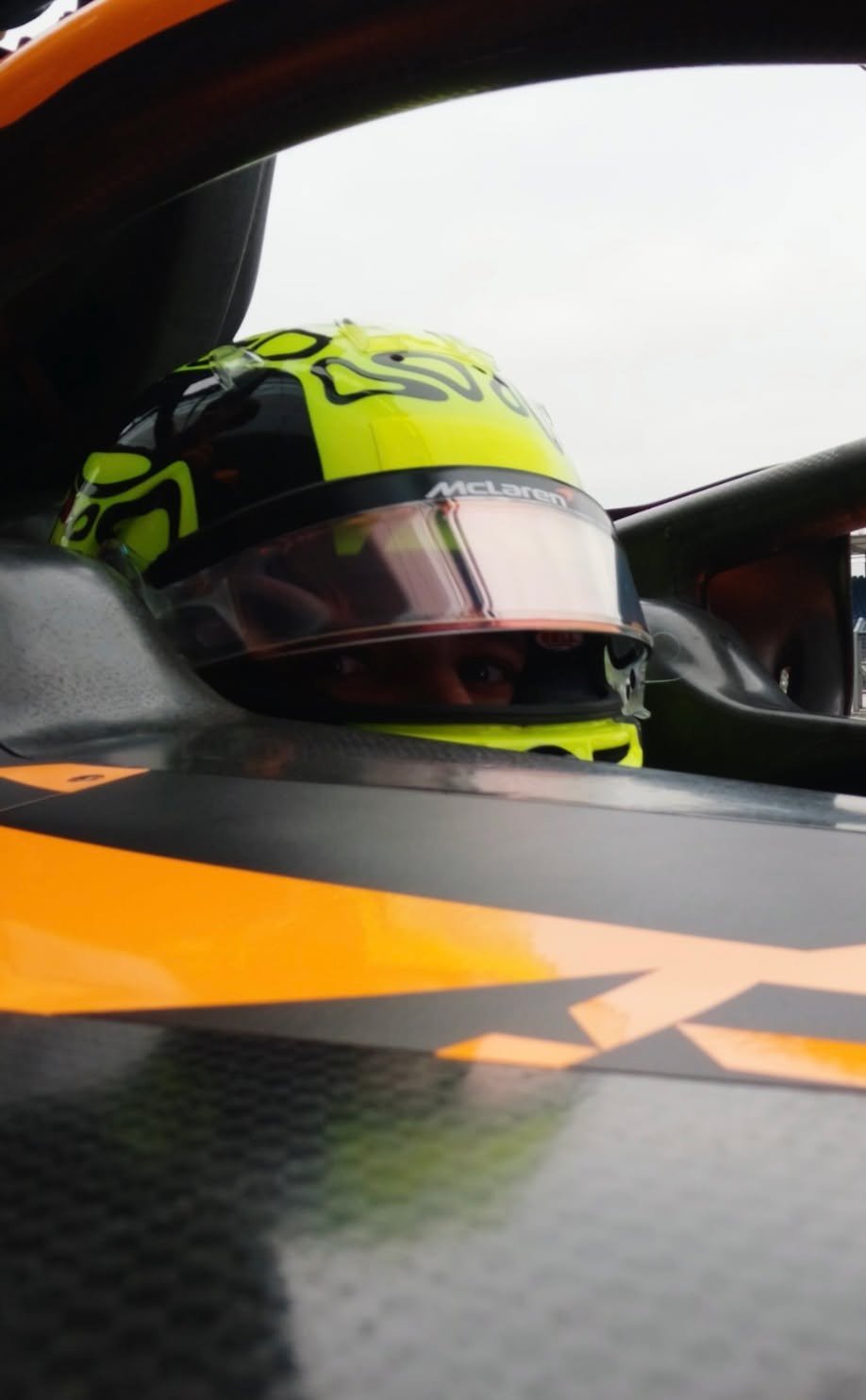 mclaren 게시물 이미지: Throwing it back to the first run in the MCL39...