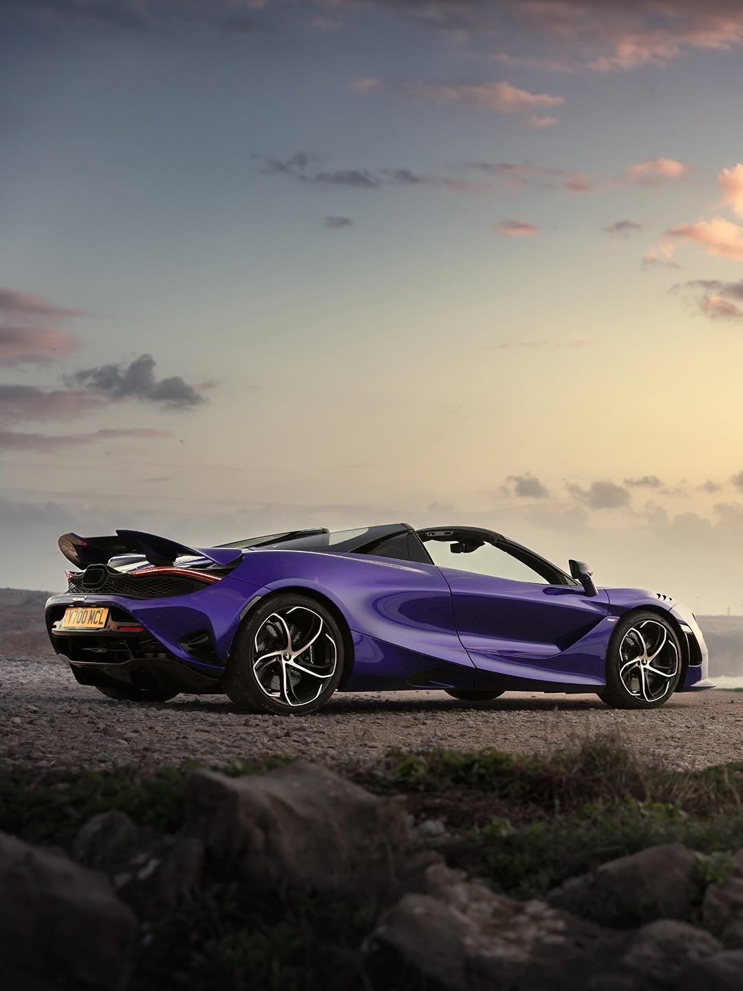 mclarenauto 게시물 이미지: The McLaren 750S pairs exhilarating...