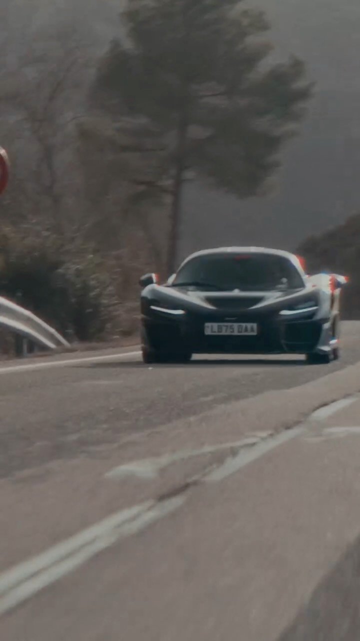 mclarenauto 게시물 이미지: Born on the track. 
Crafted for the world’s...