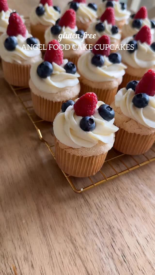 meaningfuleats 게시물 이미지: Gluten-Free Angel Food Cupcakes (with...