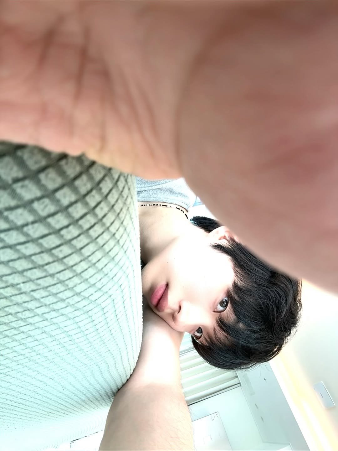 Photo by 옷미새 미홀 on July 09, 2025. May be an image of 1 person, mat and text.