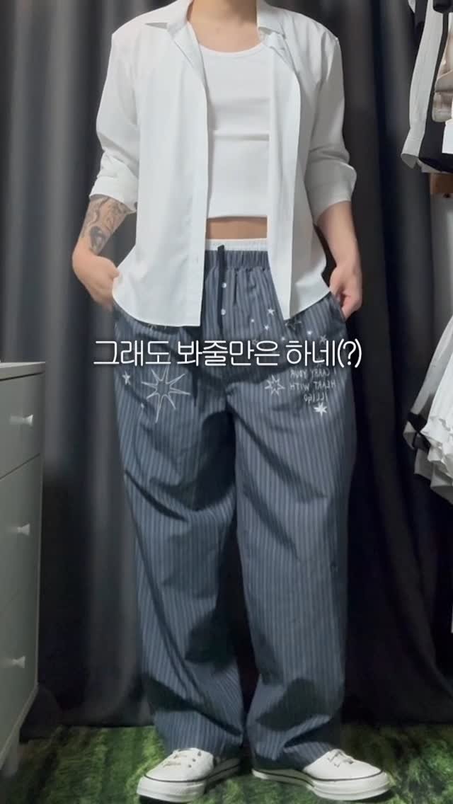 mehaal_fashion 게시물 이미지: 꿈에서 여장했던 여자 코디
174/70
-01
상의 ) 그냥 딱 붙 나시
하의...