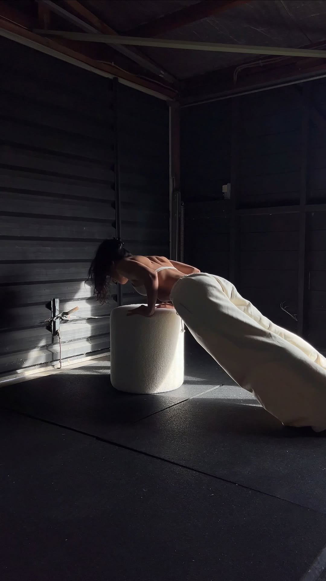 melissayahyaoglu 게시물 이미지: The real way to start calisthenics starts with...