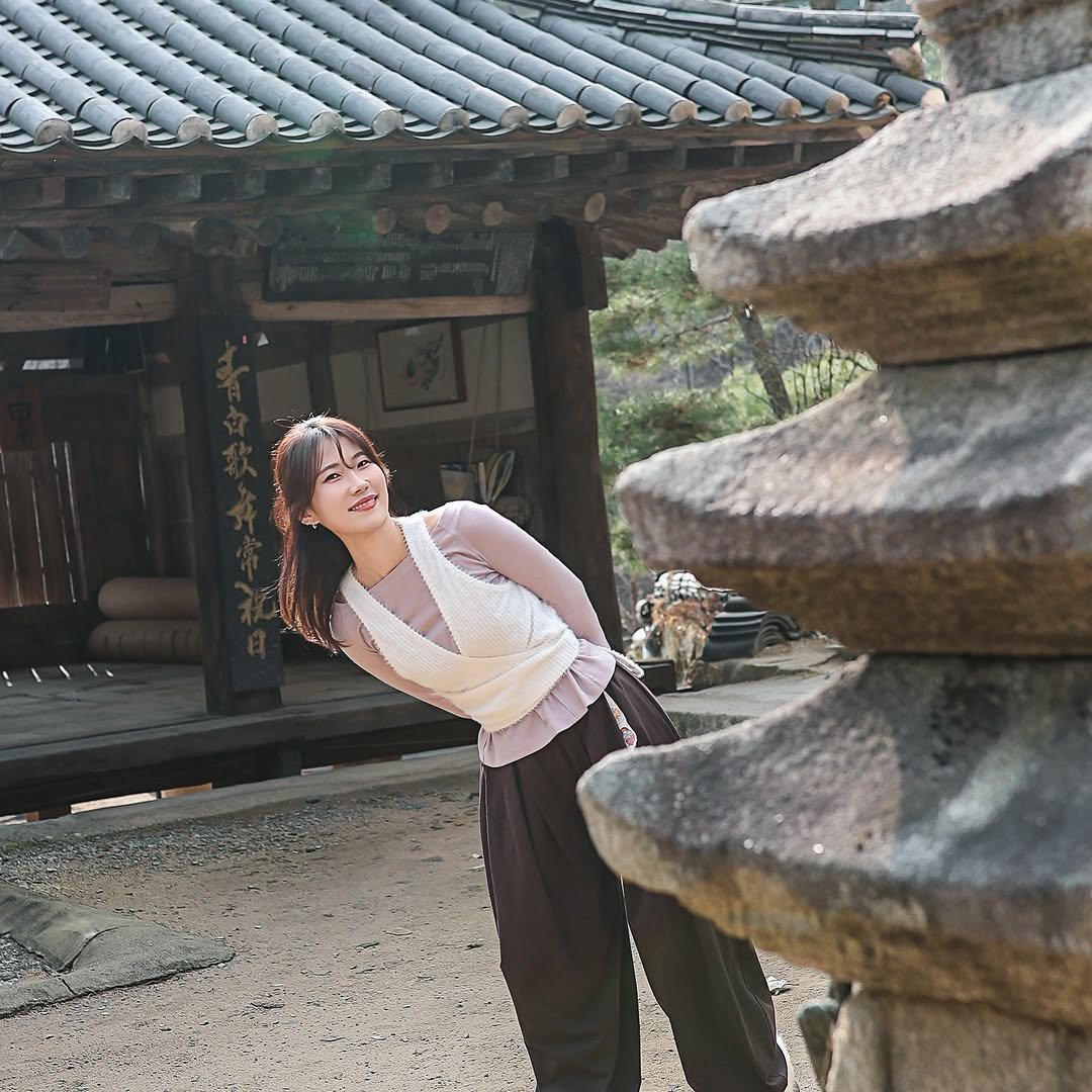 mellomove_official 게시물 이미지: 2025년에 태어난 멜로무브
그래서 더 특별한 한해였습니다💫

모든 것이 처음이였던...