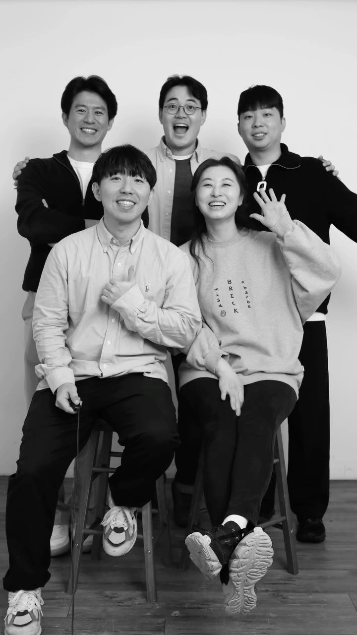 memyselfolive 게시물 이미지: #팀올리부 #똥강아지들 #응원대장올리부
-
녀석들과 어느새 12년째. 
올해는...