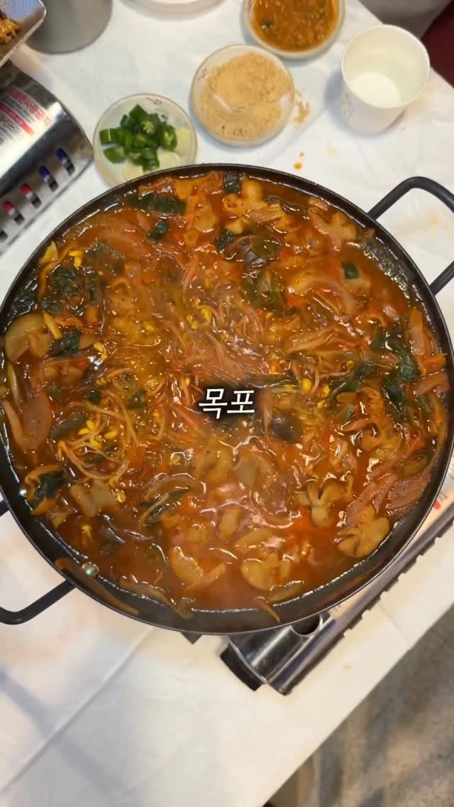 meokdoong 게시물 이미지: 아직 잘 모르는 숨은 곱창전골 맛집 *댓글이벤트(2팀)

현지인들도 아직 잘 모르는...