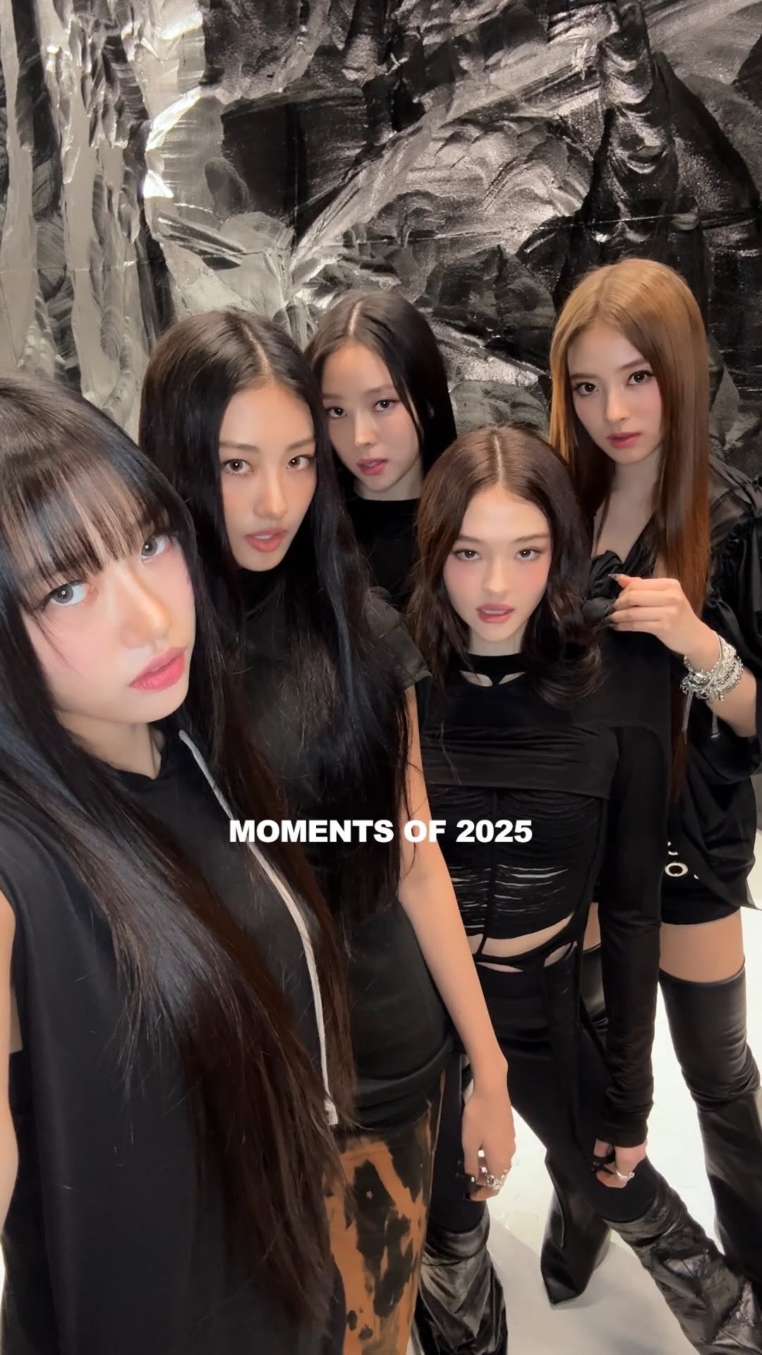 meovv 게시물 이미지: 𝟮𝟬𝟮𝟱 ᴍᴇᴏᴠᴠ ʀᴇᴄᴀᴘ 🐈‍⬛

#MEOVV #미야오...