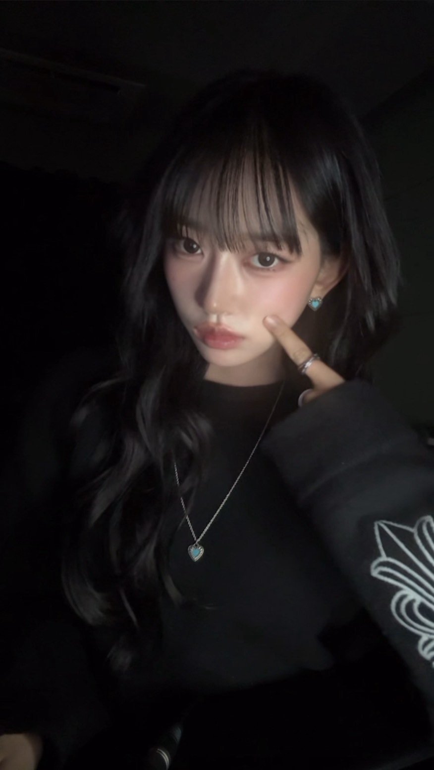 meovv 게시물 이미지: 미워ㅇㅓㅓㅓㅓ!!!!☹️😡

#MEOVV #미야오 #SOOIN #수인
#THEBLACKLABEL