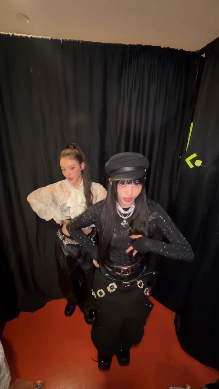 meovv 게시물 이미지: 언니 따라와 (camera무빙 바이 이가원) 

#MEOVV #미야오 
#SOOIN...