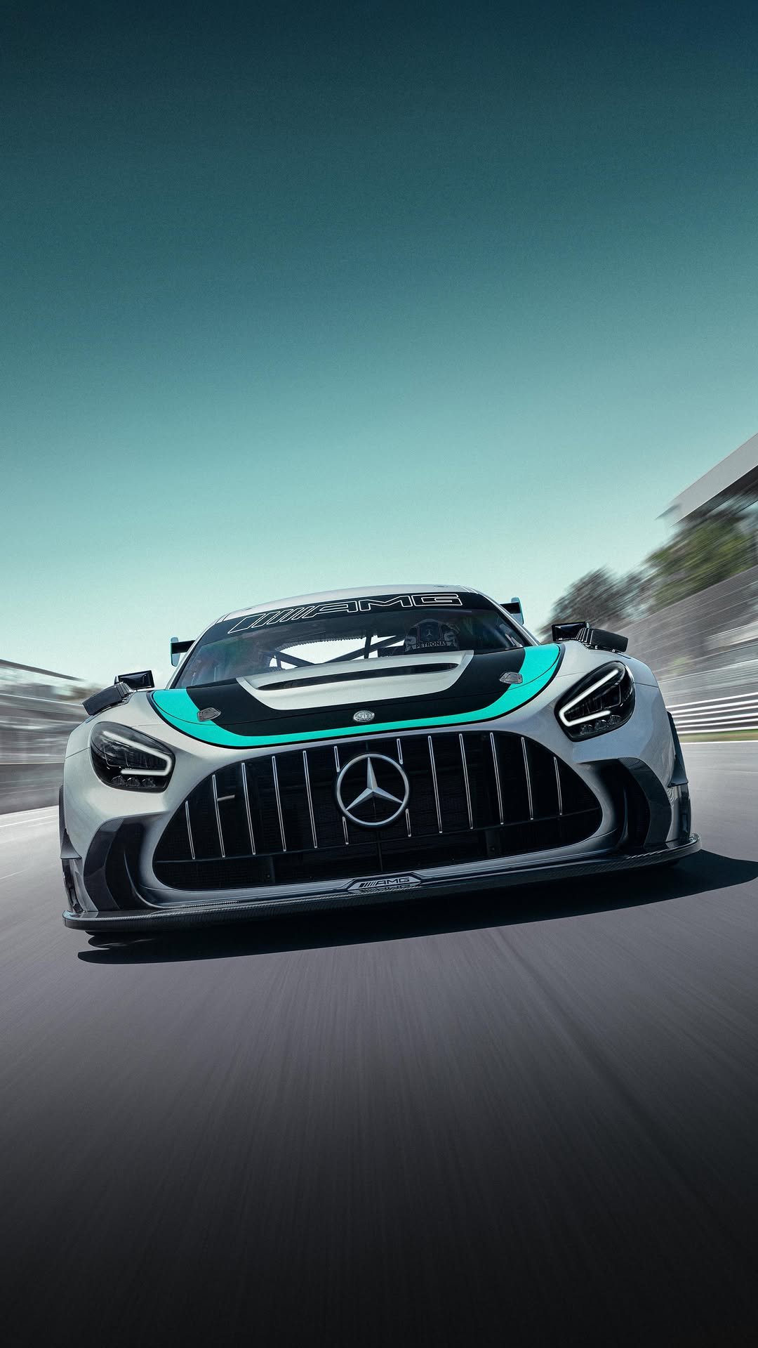 mercedesamg 게시물 이미지: @kimi.antonelli unleashing the Mercedes-AMG...
