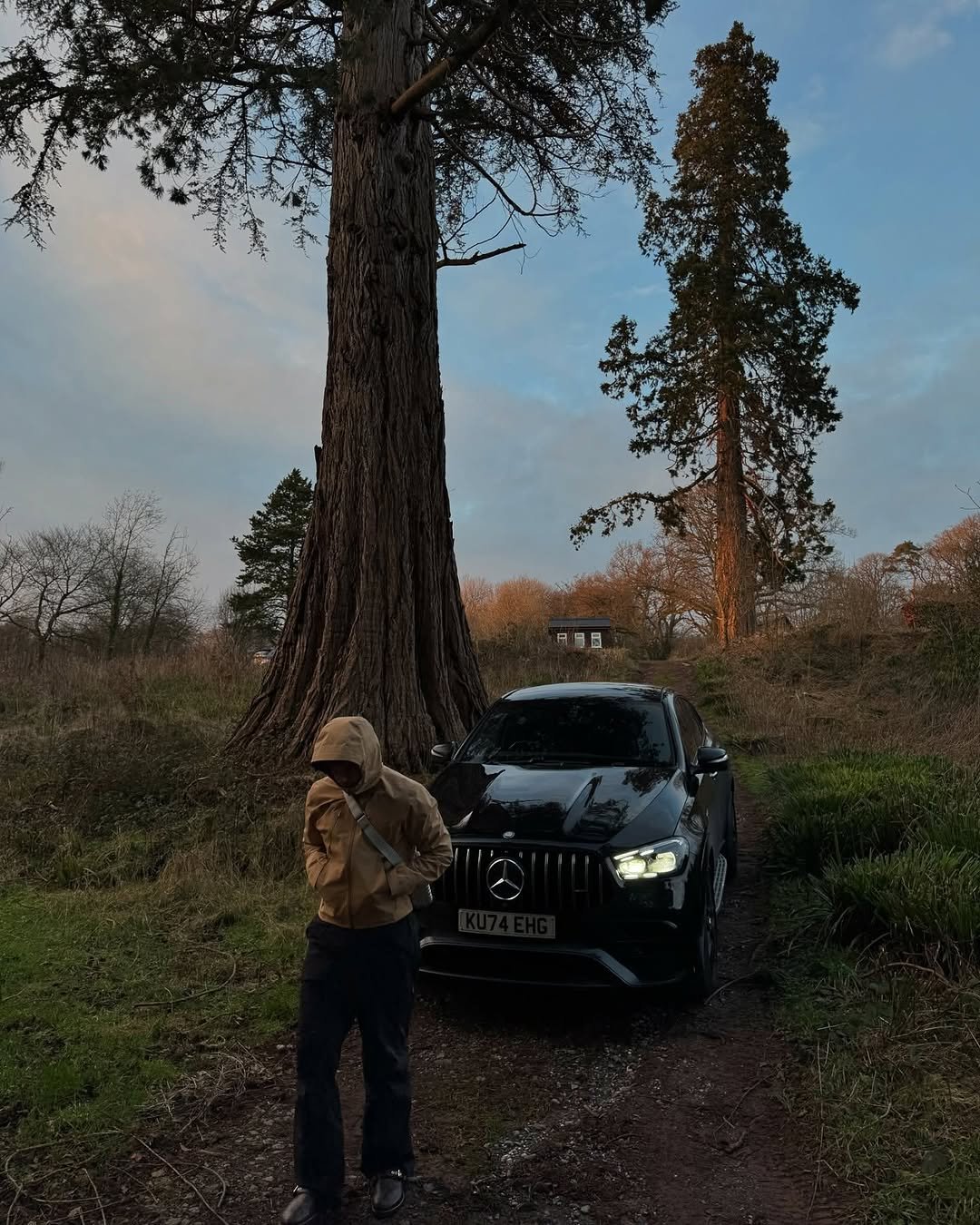 Photo by Mercedes-AMG on September 20, 2025. May be an image of 1 person, jeep and tree.