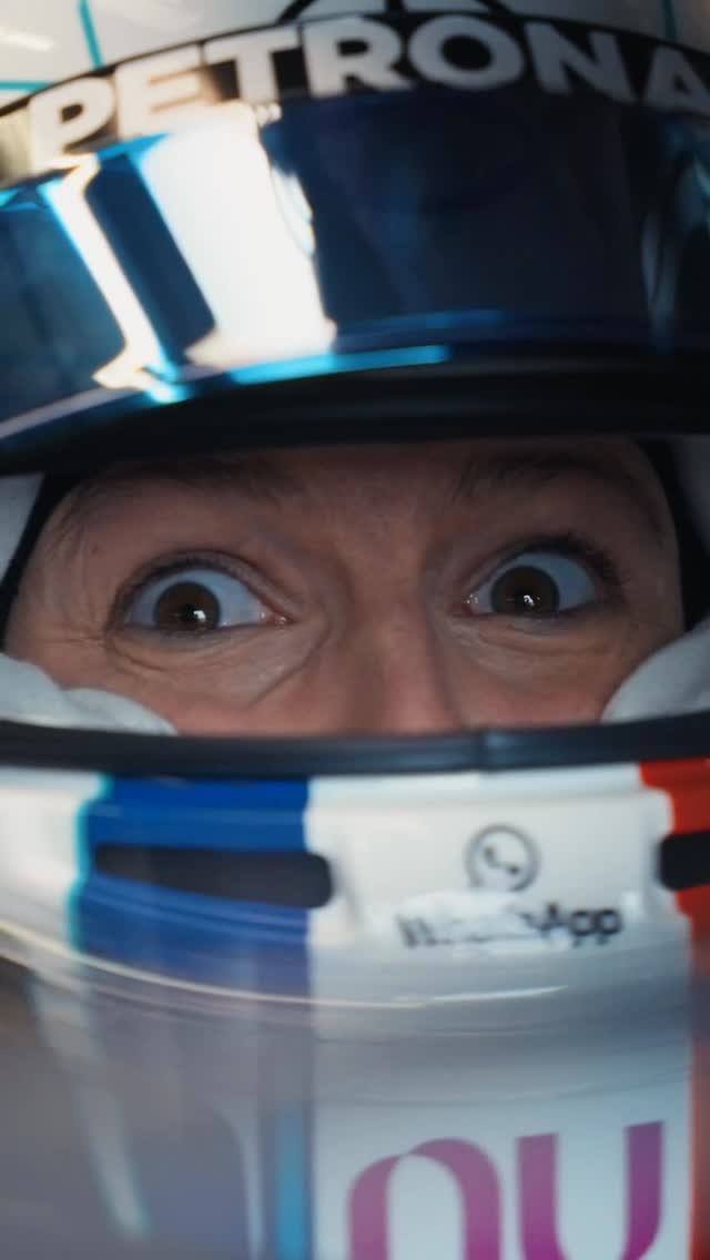 mercedesamgf1 게시물 이미지: A dream day for Doriane in W12 at Silverstone...