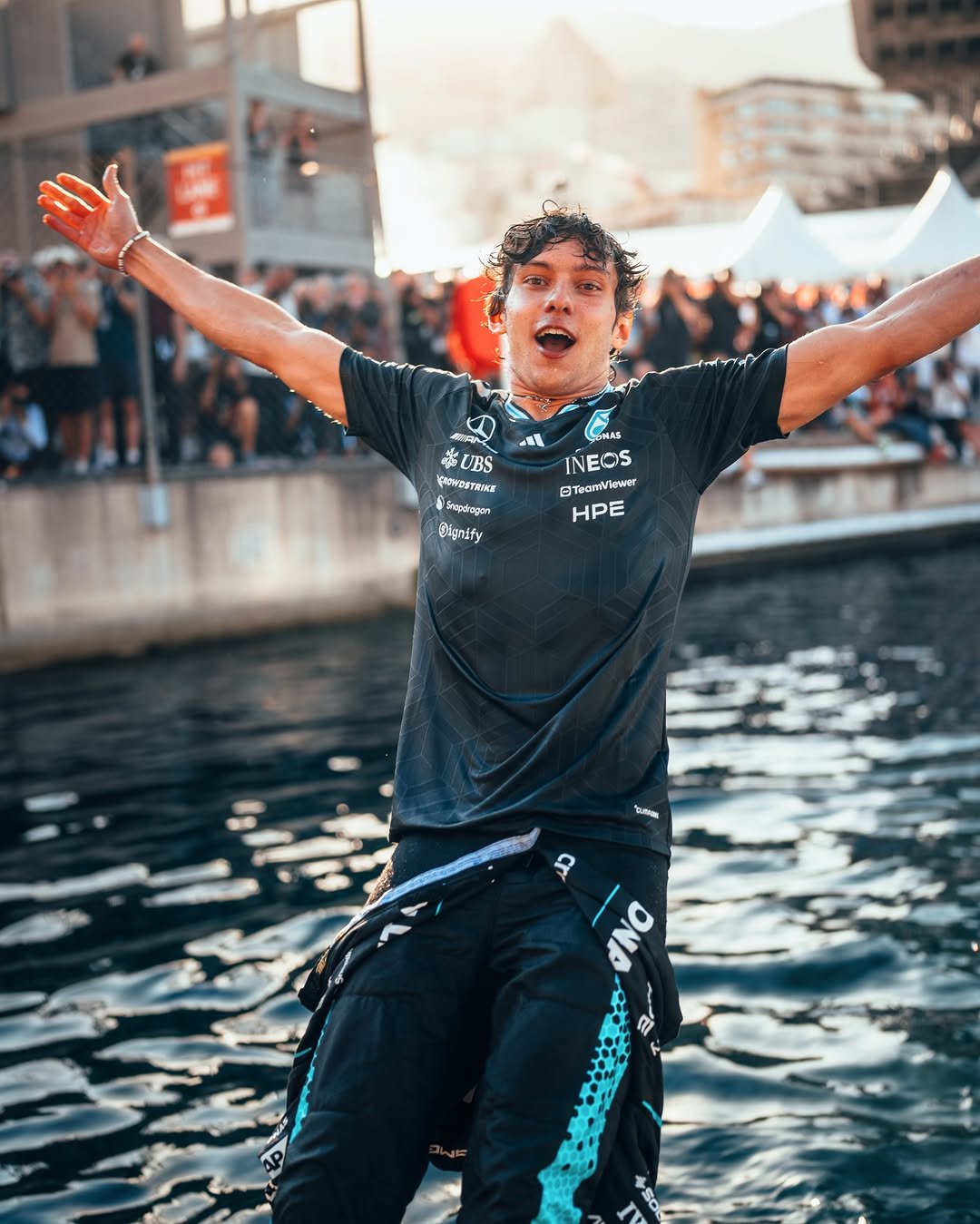 mercedesamgmotorsport 게시물 이미지: Swipe to celebrate the win with Kimi in Monaco...