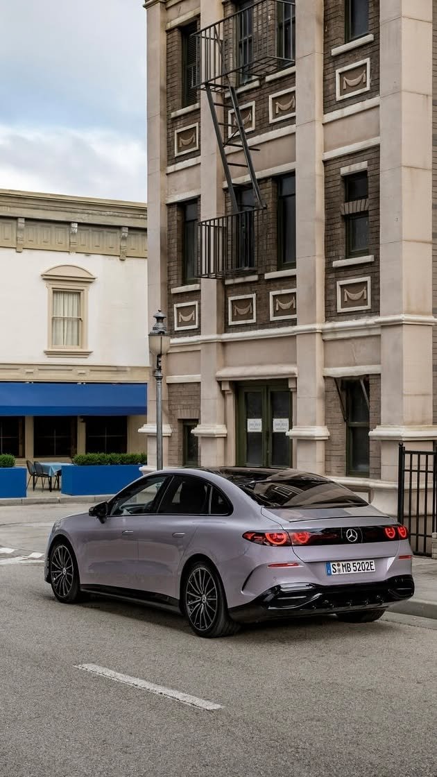 mercedesbenz 게시물 이미지: This is how a classic enters a new era.

Make...