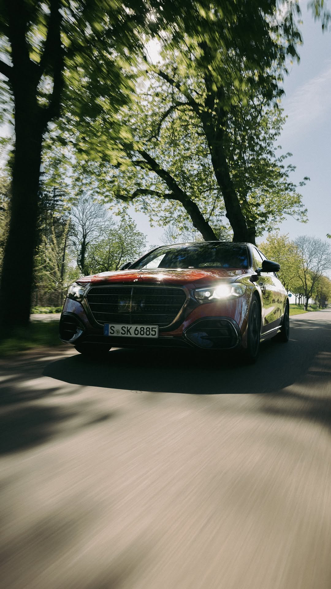 mercedesbenz_de 게시물 이미지: Sonnige Straßen. Gediegene Musik. Dein Moment...