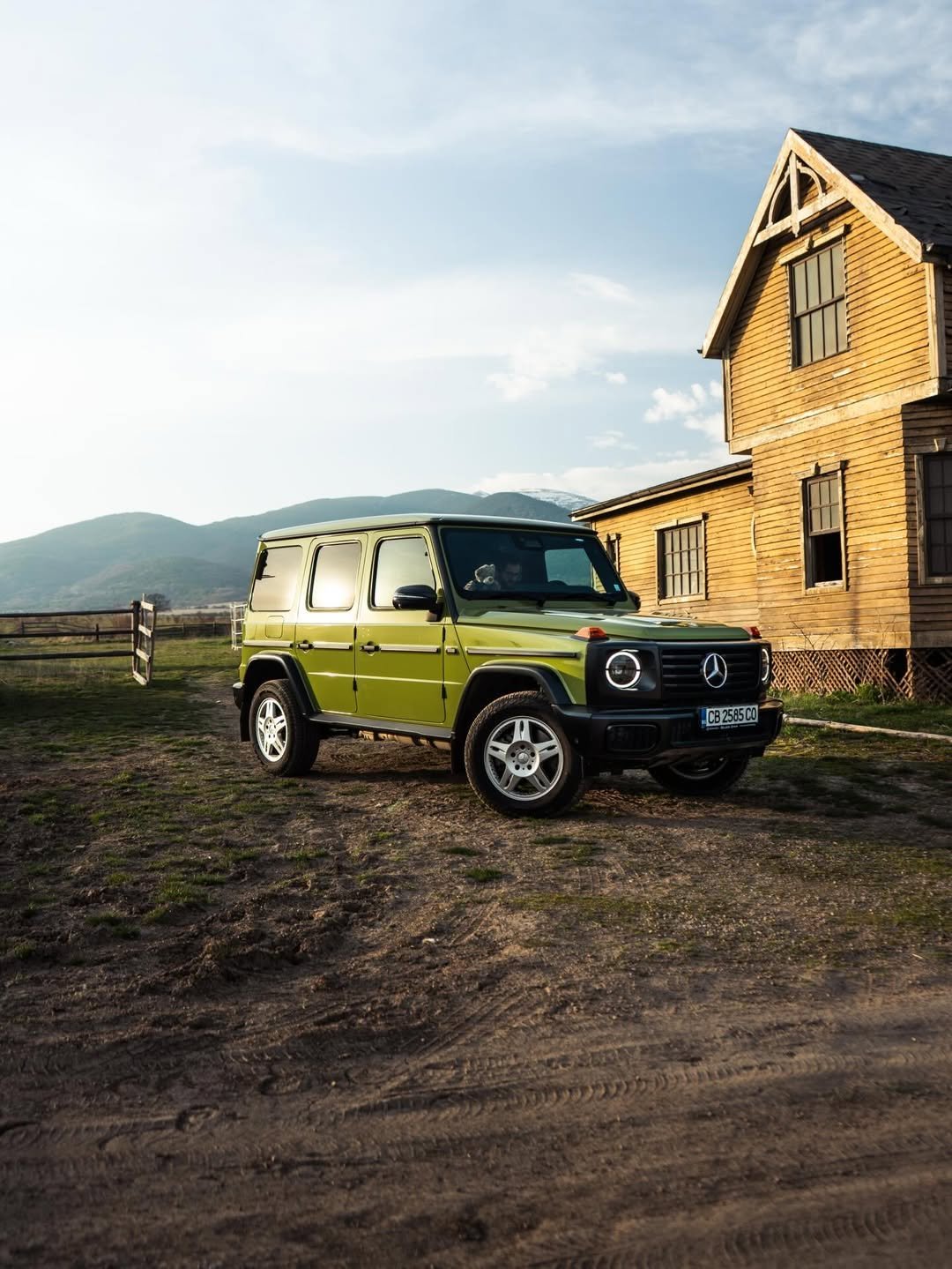 mercedesbenzgclass 게시물 이미지: The G-Class Edition STRONGER THAN THE 1980s is...
