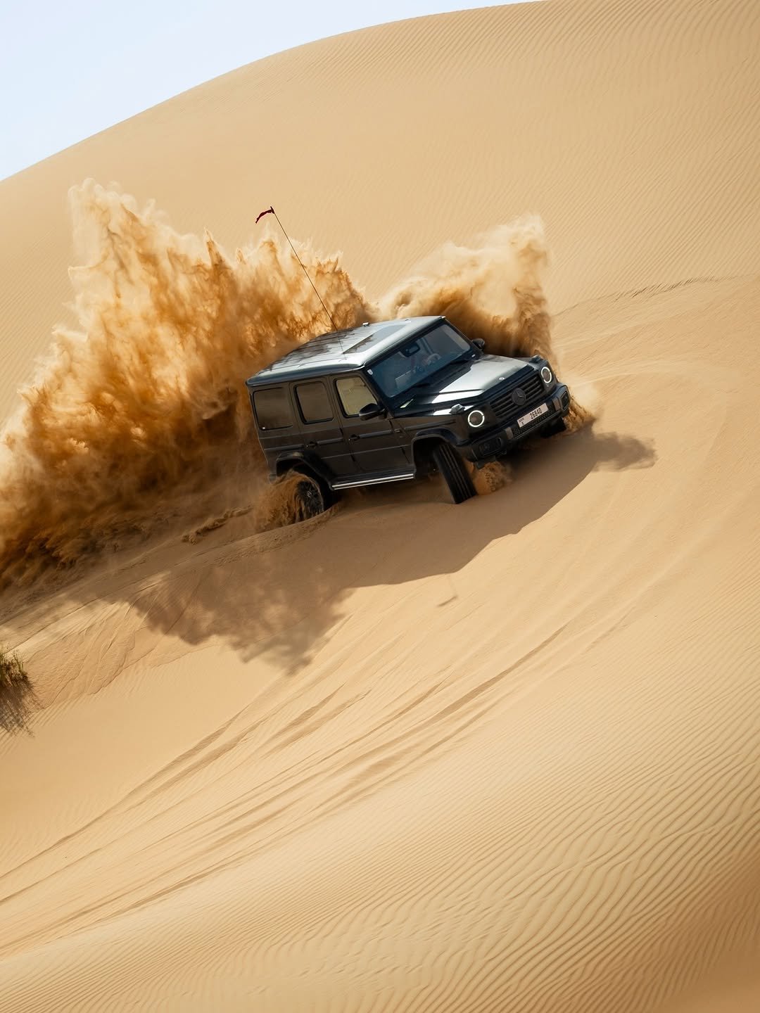 mercedesbenzgclass 게시물 이미지: Every dune, conquered 🏜️

📸 by @sinchris_photo