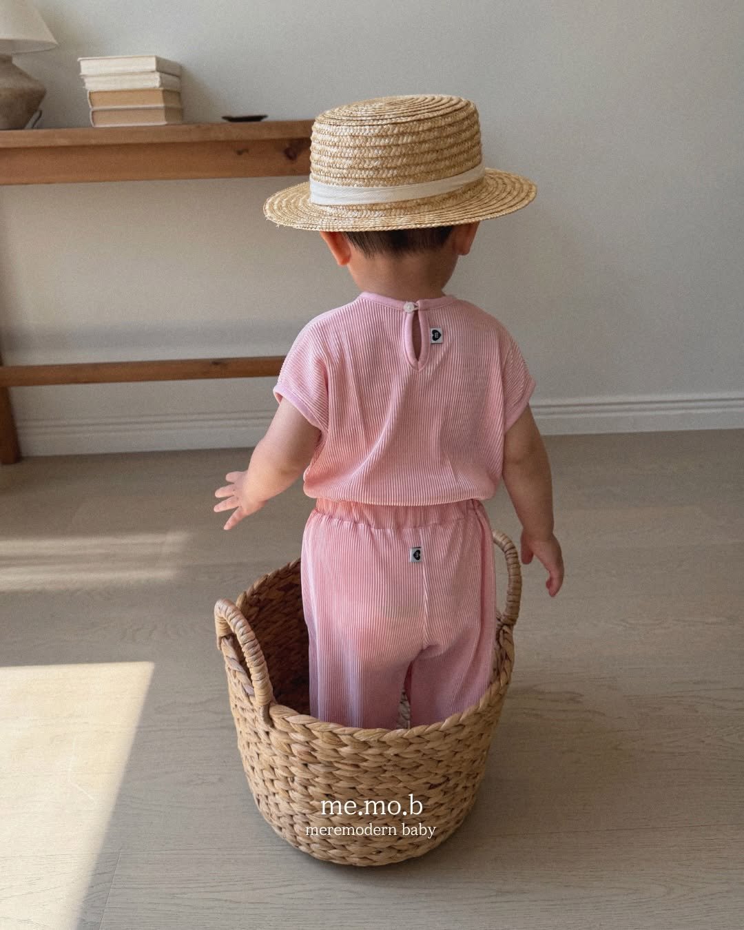 meremodernbaby 게시물 이미지: .
.
썸머 플리츠 셋업 핑크 재입고 완료🩷
현재 재입고 수량 소진시 추가제작 없이...